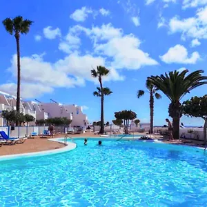 vista-oceanopiscina-puerto-del-carmen.puertodelcarmen-hotels.org/